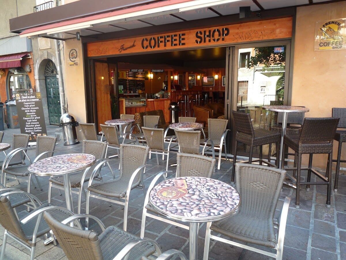 Bubble tea, French Coffee Shop