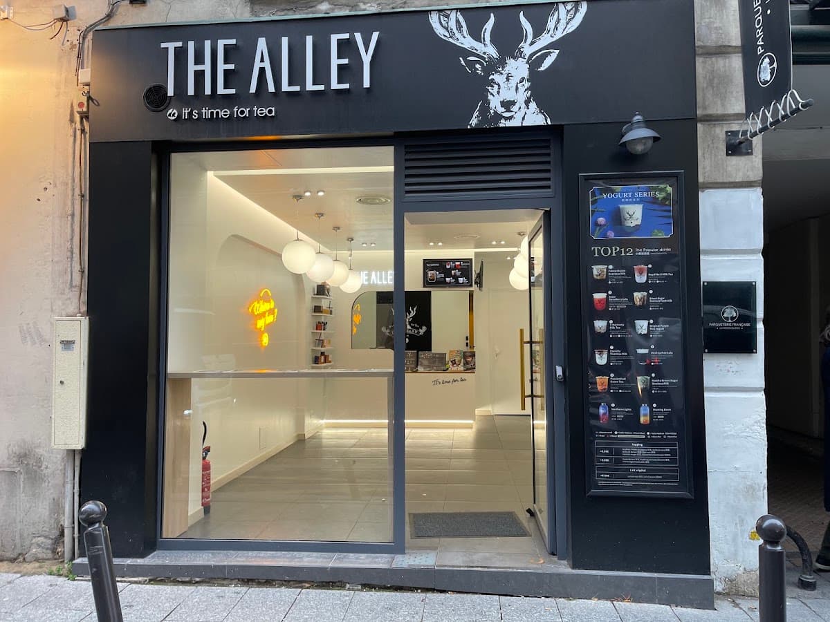 Bubble tea, The alley